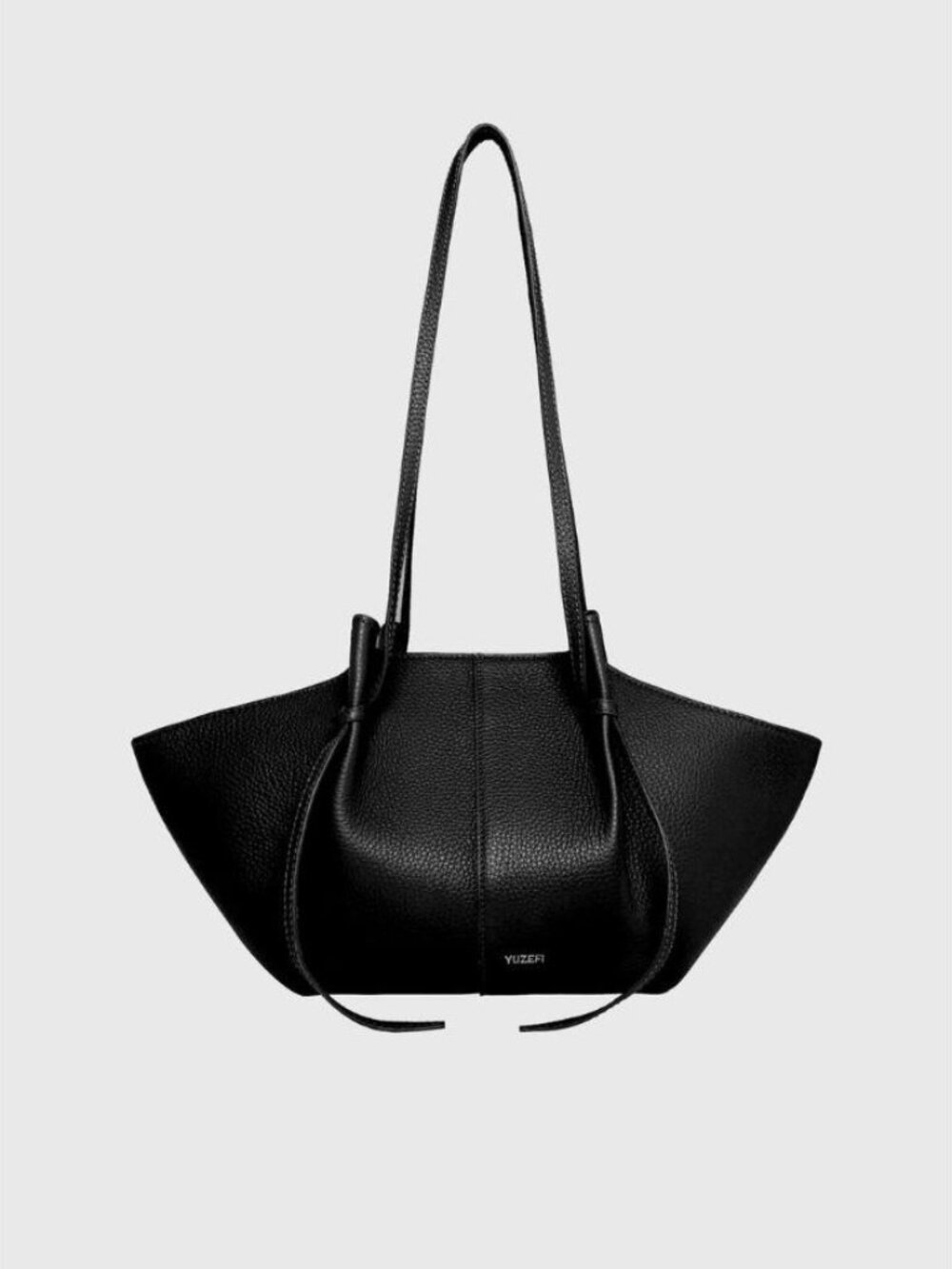 NWT Yuzefi - MOCHI - BLACK PEBBLE GRAINED LEATHER